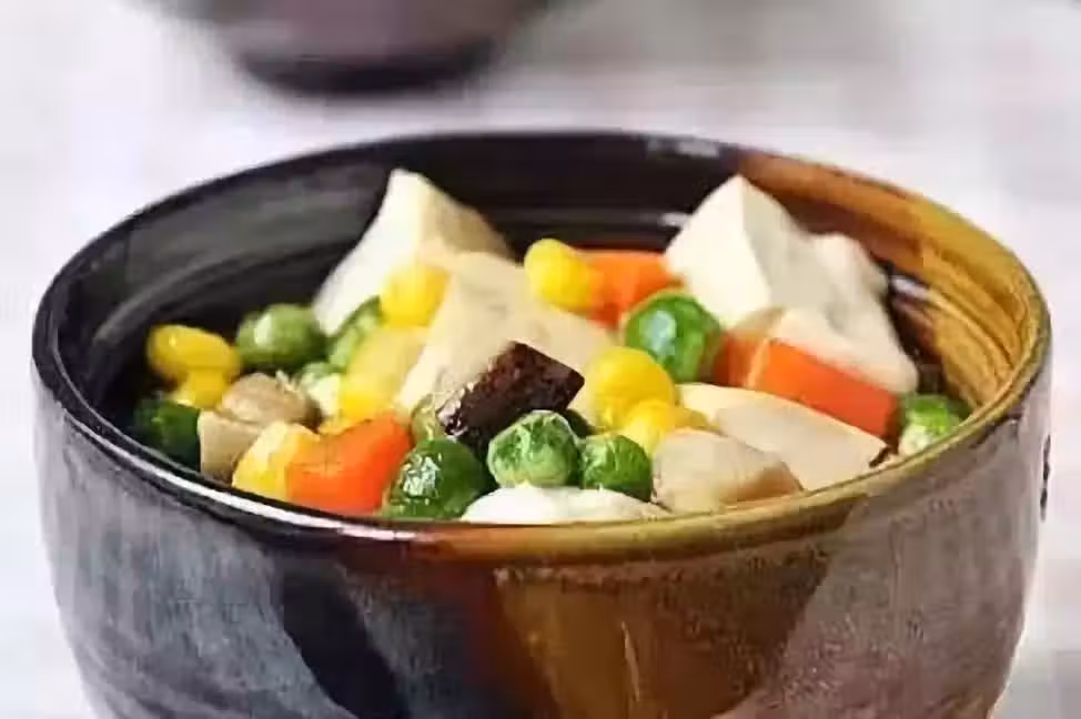 /www/bananadaily.net/web/images/image/2266/22669715.avif
